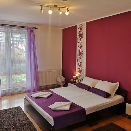 Casa Mais Braşov Esterno foto